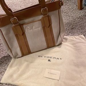 Great condition Burberry tote bag